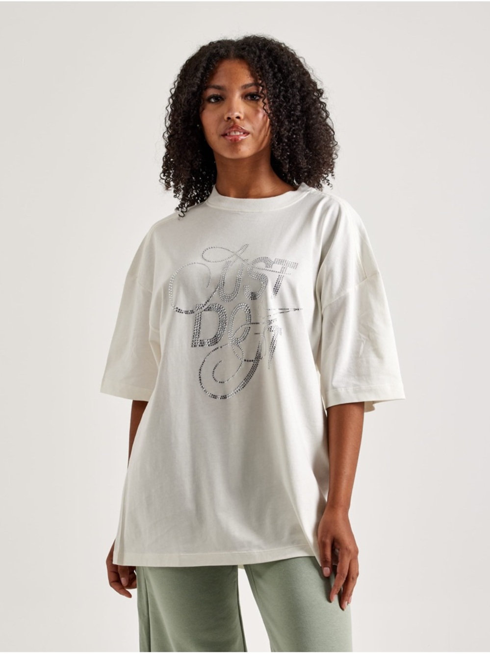 Nike- NWT Oversized Just Do It Rhinestone Graphic Tee - Ivory Size Small